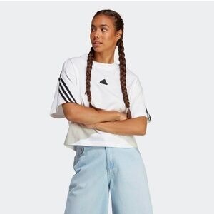 Adidas || NWT Muti-Sport Loose Fit (M) - Small Flaw
